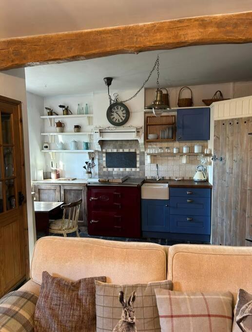 Hillside Holiday home *